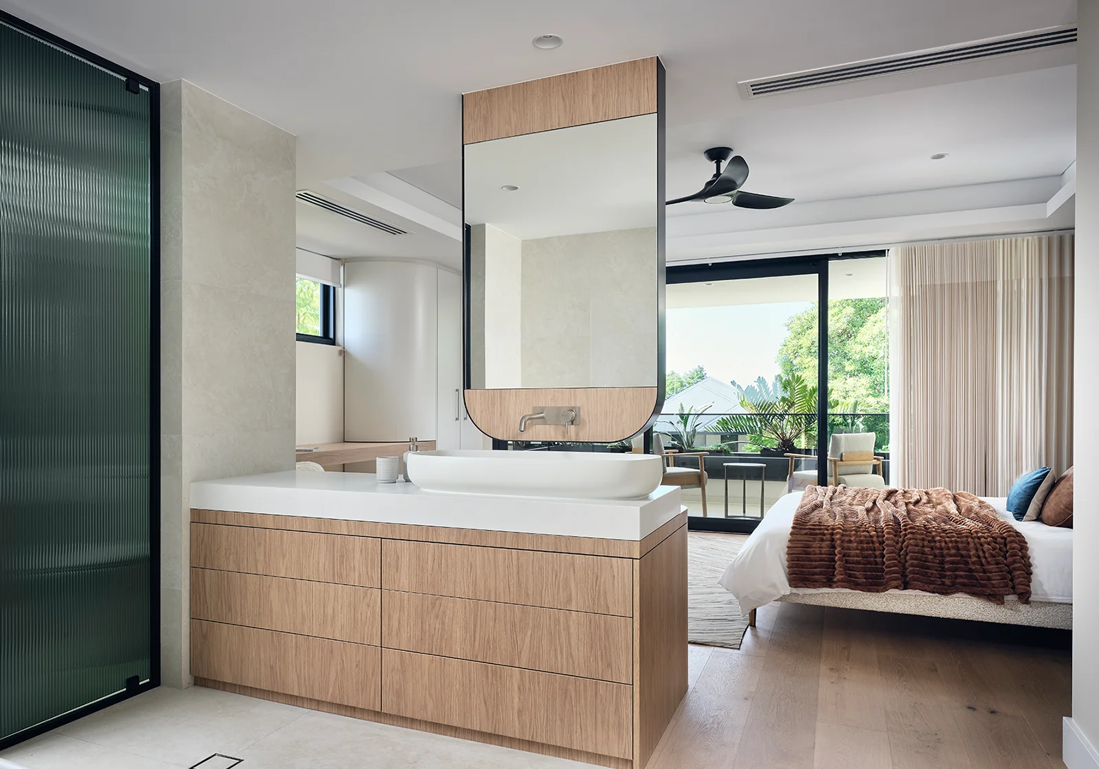 Projects-Strome-en-suite